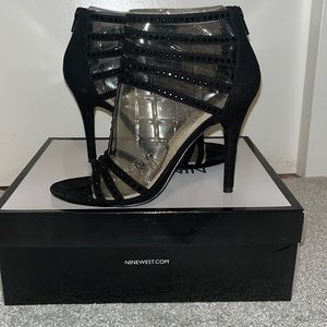 Nine West black heels sandals size 7 1/2